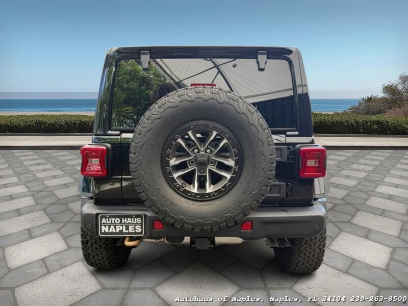 2024 Jeep Wrangler Rubicon 392 photo 7