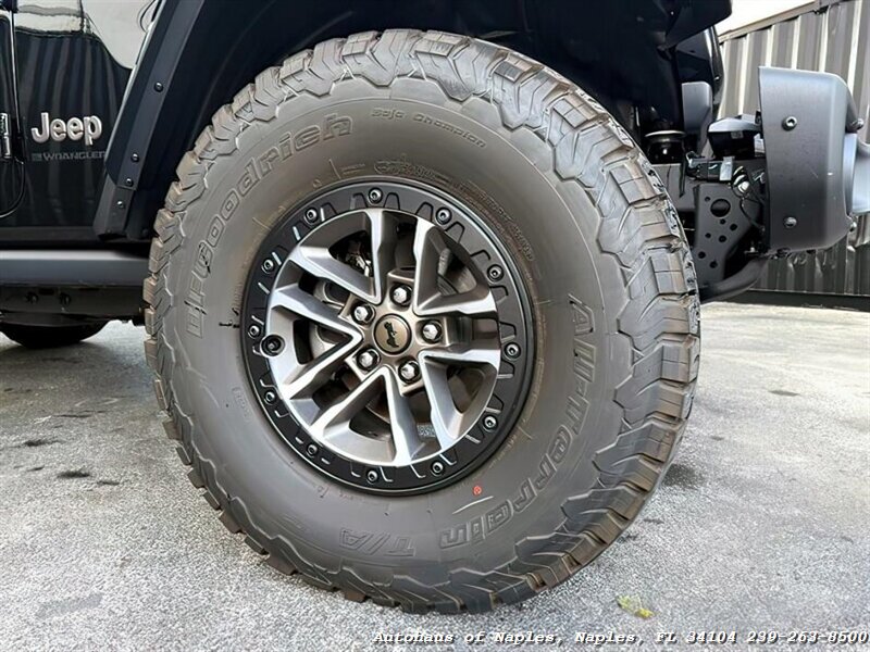 2024 Jeep Wrangler Rubicon 392 photo 10