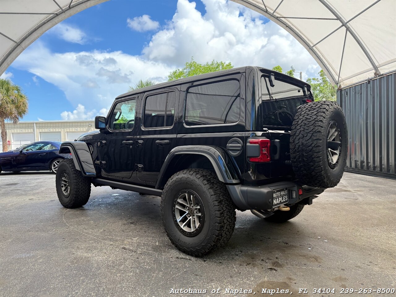 2024 Jeep Wrangler Rubicon 392 - Photo 6 - Naples, FL 34104