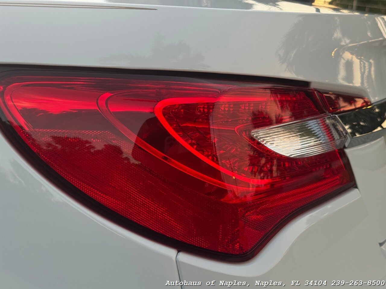 2013 Chrysler 200 Touring - Photo 15 - Naples, FL 34104