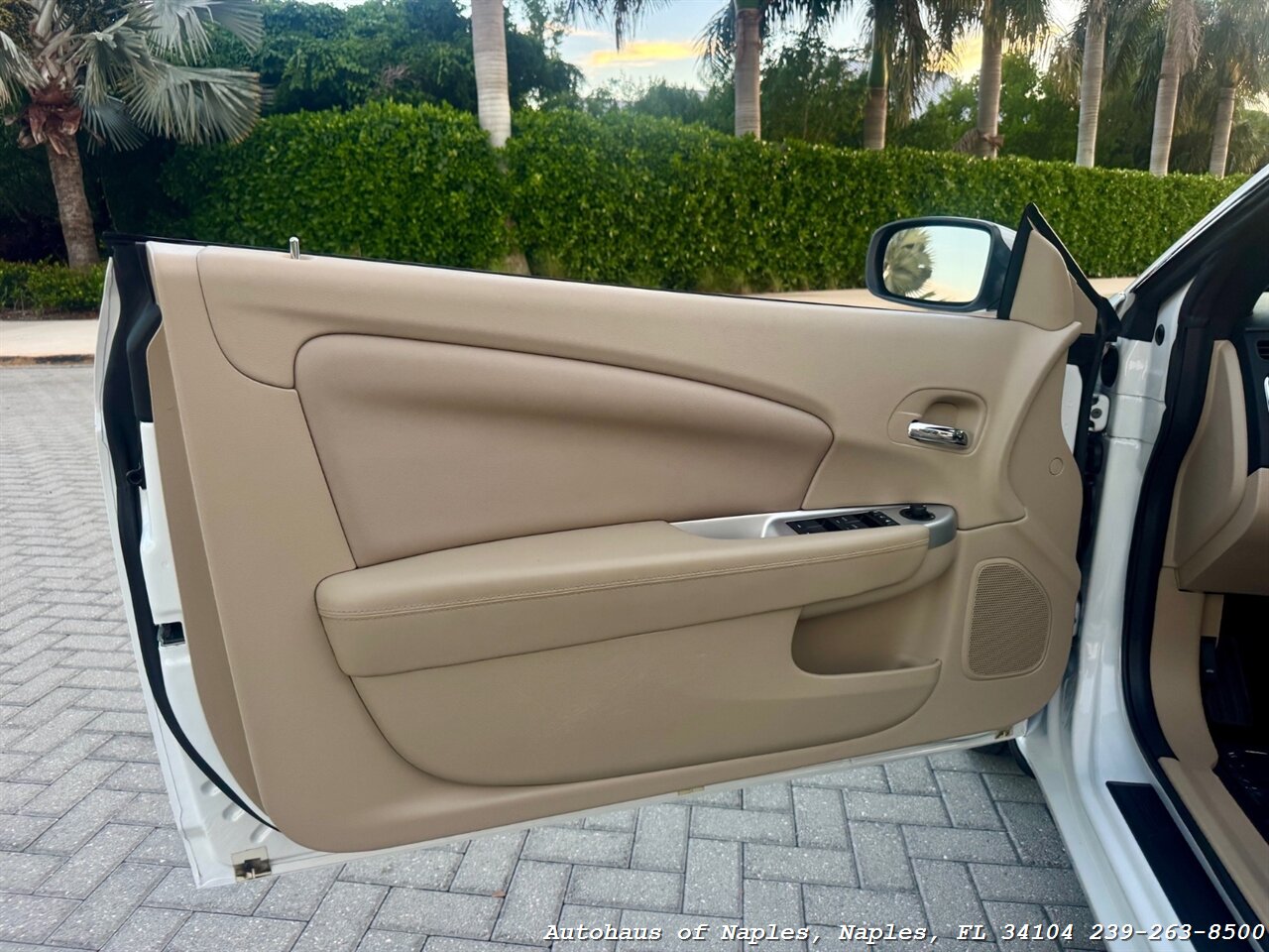 2013 Chrysler 200 Touring - Photo 26 - Naples, FL 34104