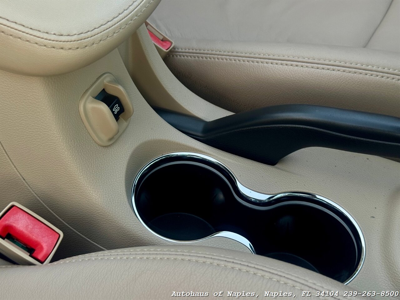 2013 Chrysler 200 Touring - Photo 38 - Naples, FL 34104