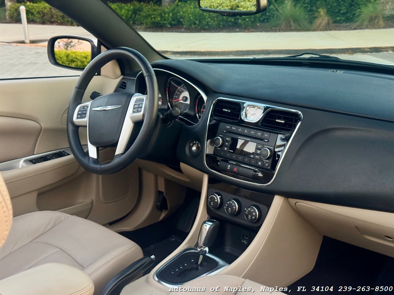 2013 Chrysler 200 Touring - Photo 34 - Naples, FL 34104