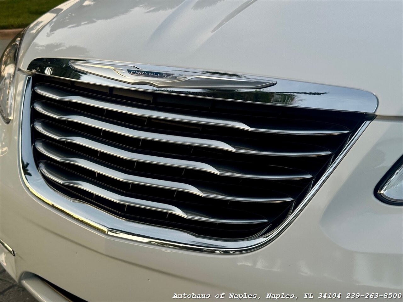 2013 Chrysler 200 Touring - Photo 3 - Naples, FL 34104