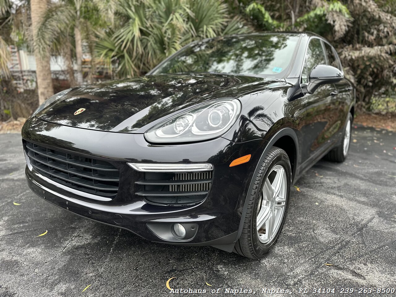 2015 Porsche Cayenne S   - Photo 4 - Naples, FL 34104