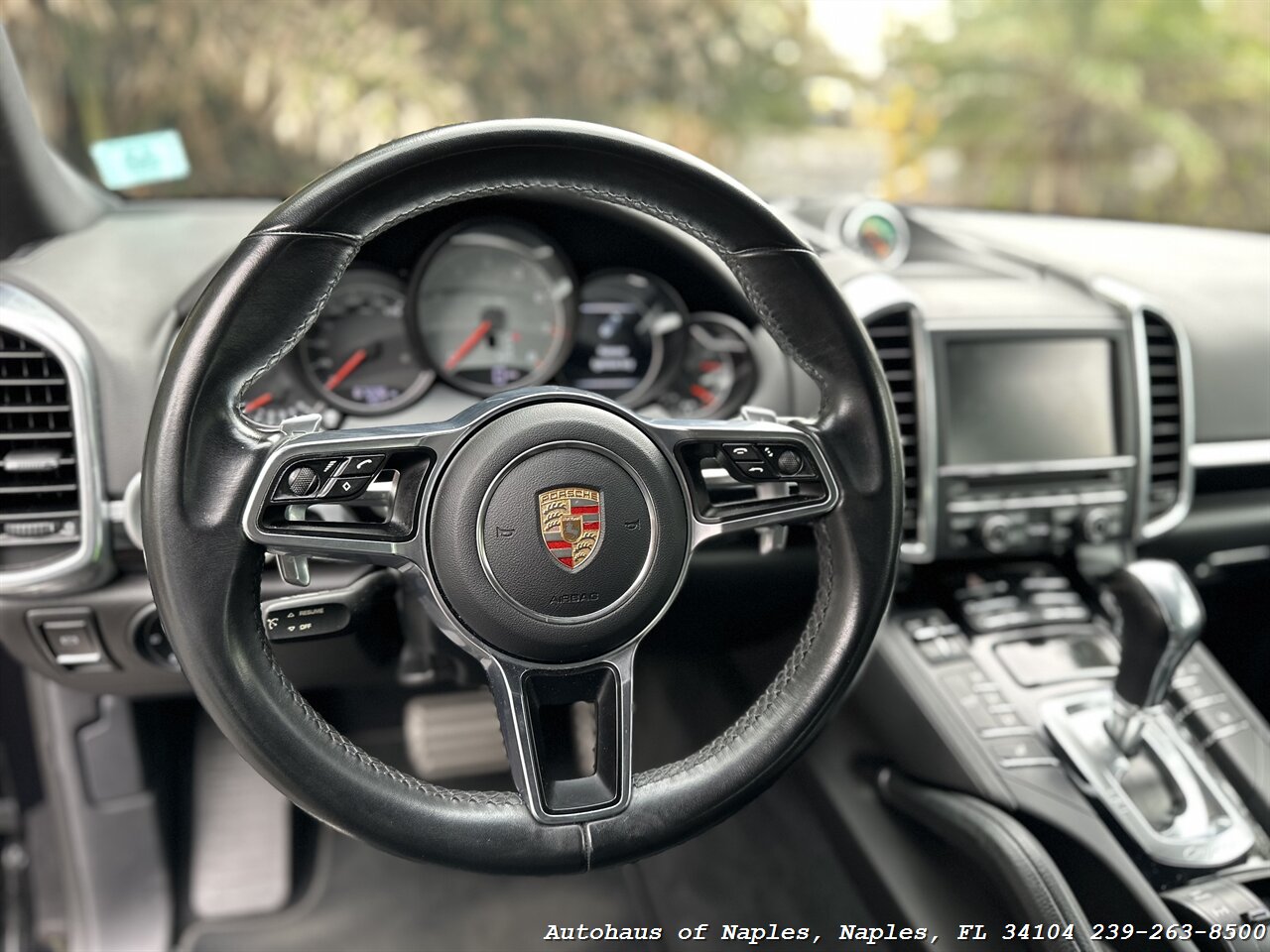 2015 Porsche Cayenne S   - Photo 32 - Naples, FL 34104