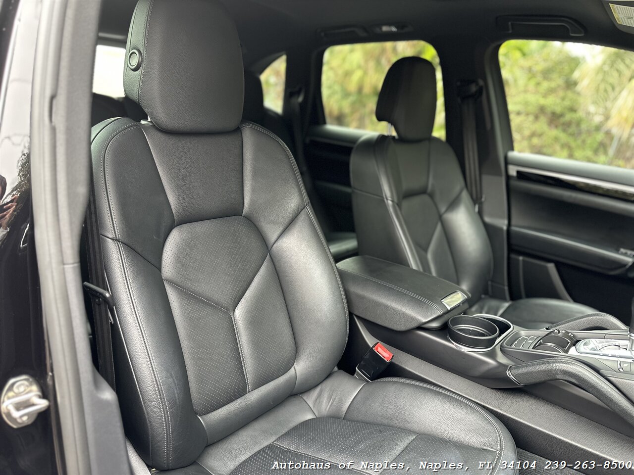 2015 Porsche Cayenne S   - Photo 42 - Naples, FL 34104