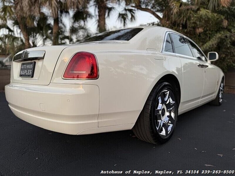 2010 Rolls-Royce Ghost   - Photo 5 - Naples, FL 34104