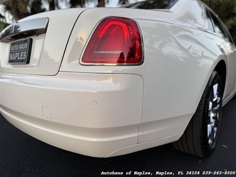 2010 Rolls-Royce Ghost   - Photo 19 - Naples, FL 34104