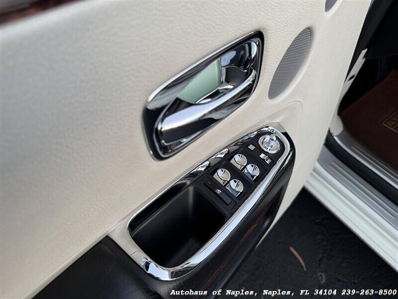2010 Rolls-Royce Ghost   - Photo 25 - Naples, FL 34104