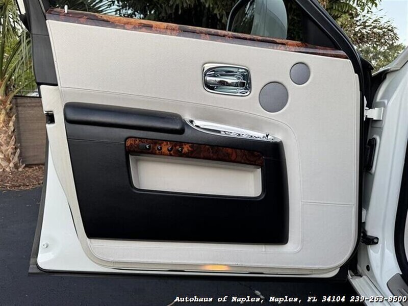 2010 Rolls-Royce Ghost   - Photo 24 - Naples, FL 34104