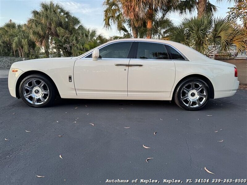 2010 Rolls-Royce Ghost   - Photo 4 - Naples, FL 34104