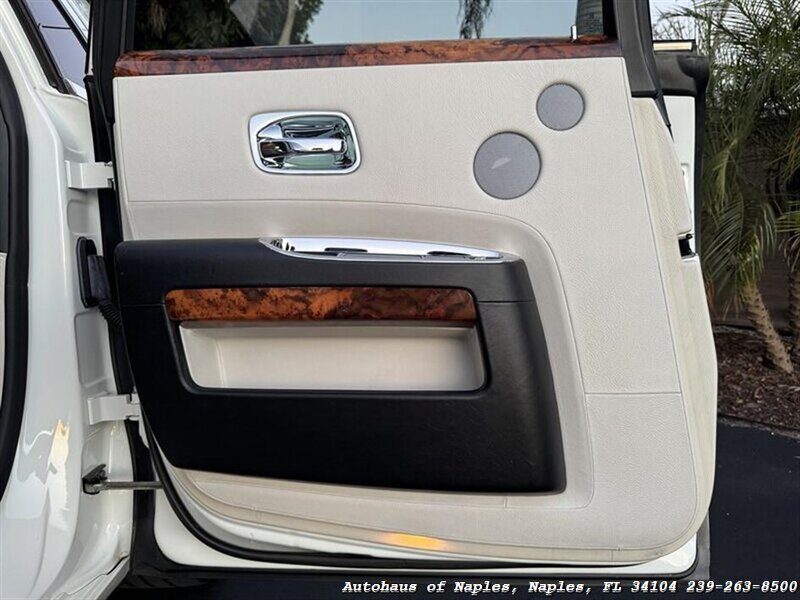 2010 Rolls-Royce Ghost   - Photo 46 - Naples, FL 34104