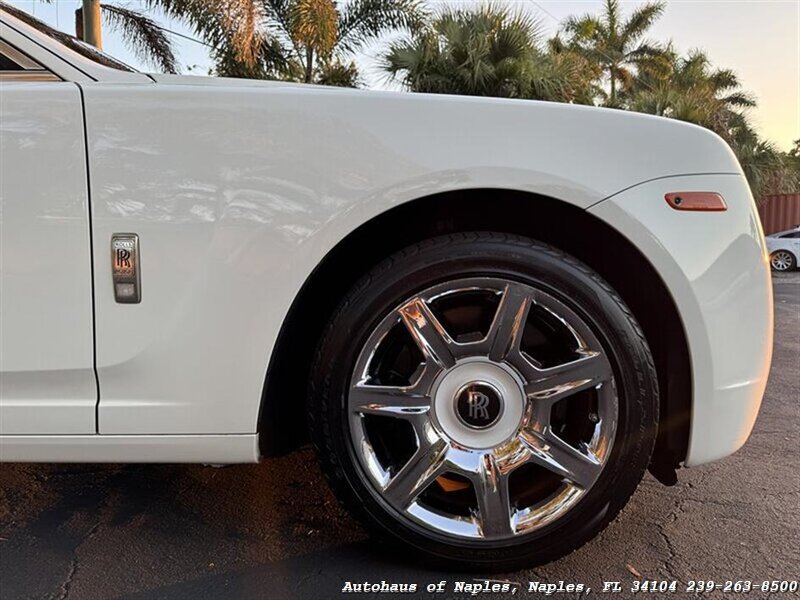 2010 Rolls-Royce Ghost   - Photo 15 - Naples, FL 34104