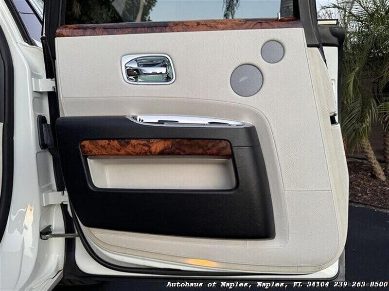 2010 Rolls-Royce Ghost   - Photo 46 - Naples, FL 34104