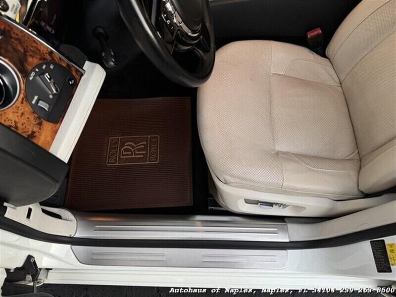 2010 Rolls-Royce Ghost   - Photo 26 - Naples, FL 34104