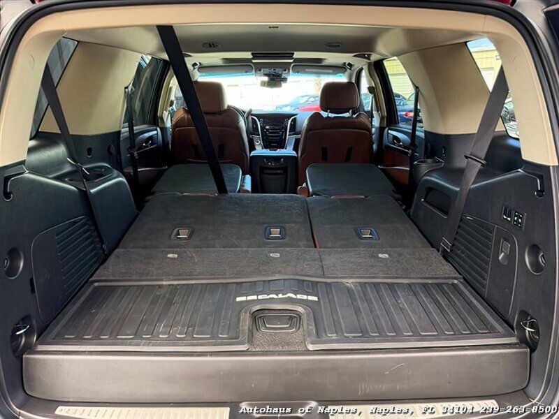 2019 Cadillac Escalade Luxury   - Photo 27 - Naples, FL 34104