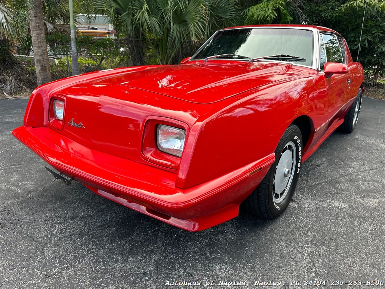 1989 Avanti Avanti II   - Photo 4 - Naples, FL 34104