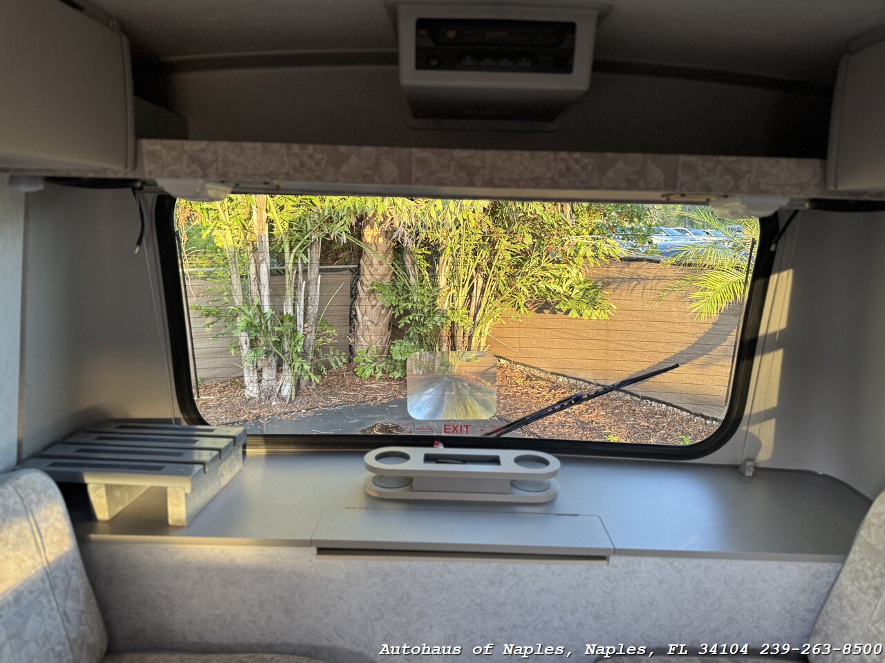 1999 Volkswagen EuroVan Winnebago Rialta - Photo 31 - Naples, FL 34104