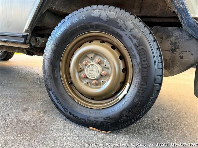 1994 Mercedes-Benz Puch 230 GE - Photo 12 - Naples, FL 34104