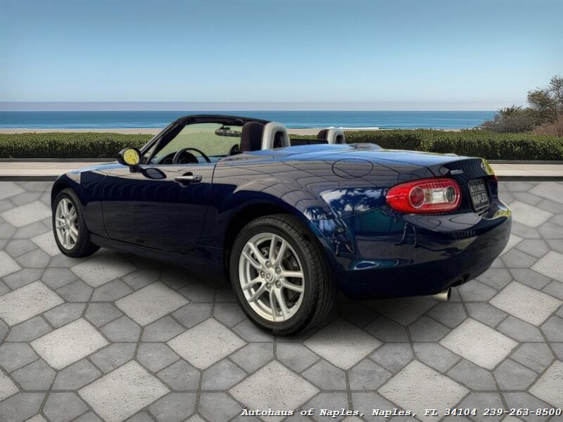 2009 Mazda MX-5 Miata Sport - Photo 6 - Naples, FL 34104