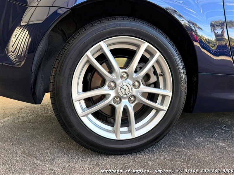 2009 Mazda MX-5 Miata Sport - Photo 11 - Naples, FL 34104