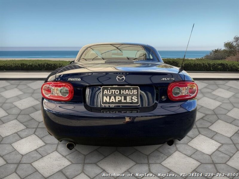 2009 Mazda MX-5 Miata Sport - Photo 21 - Naples, FL 34104