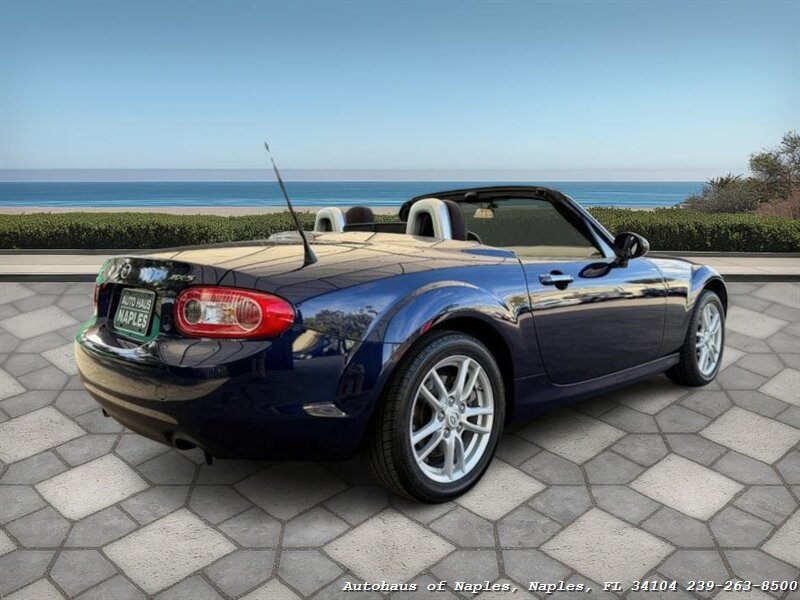 2009 Mazda MX-5 Miata Sport - Photo 8 - Naples, FL 34104