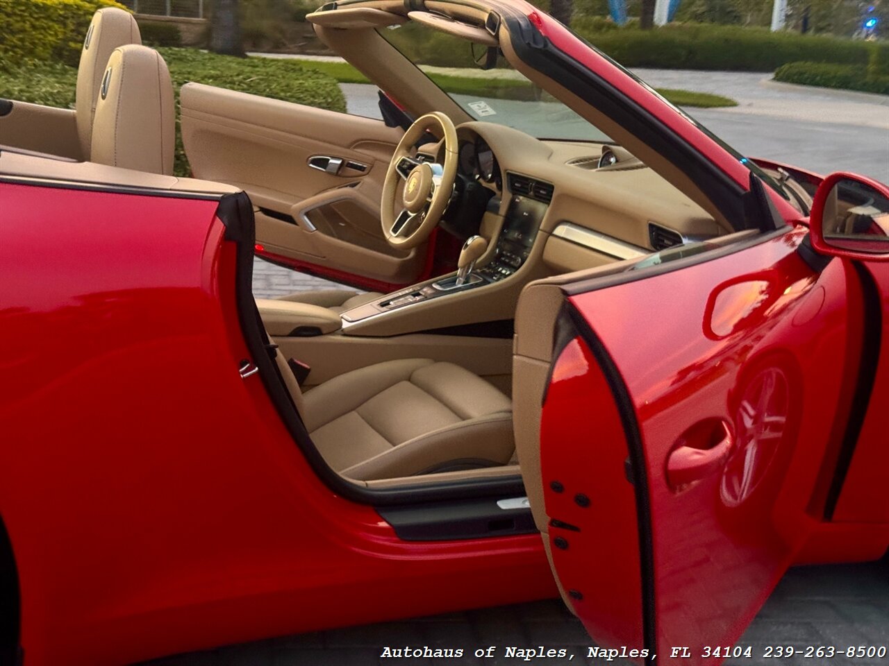 2017 Porsche 911 Carrera   - Photo 20 - Naples, FL 34104