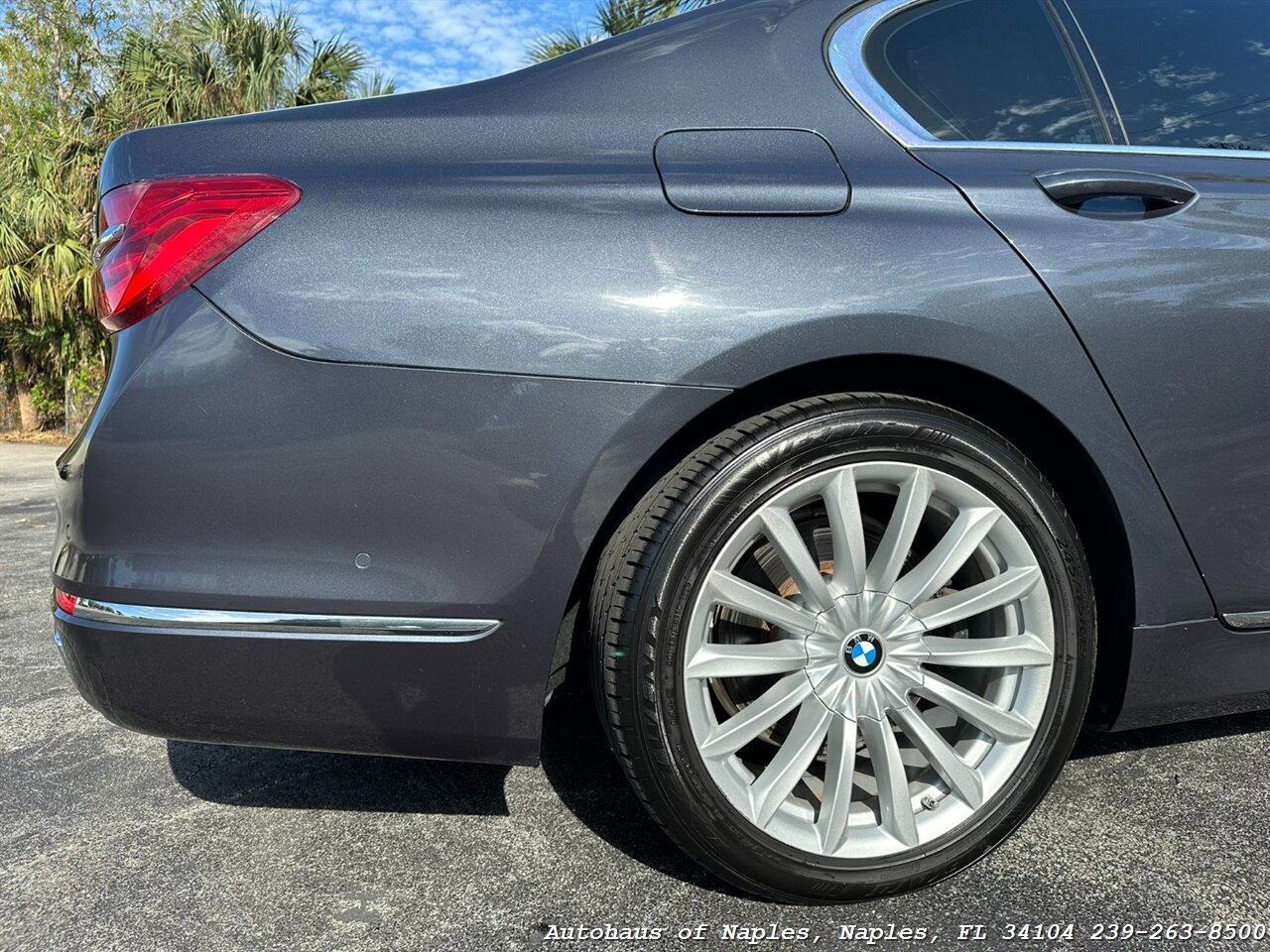 2016 BMW 740i   - Photo 20 - Naples, FL 34104