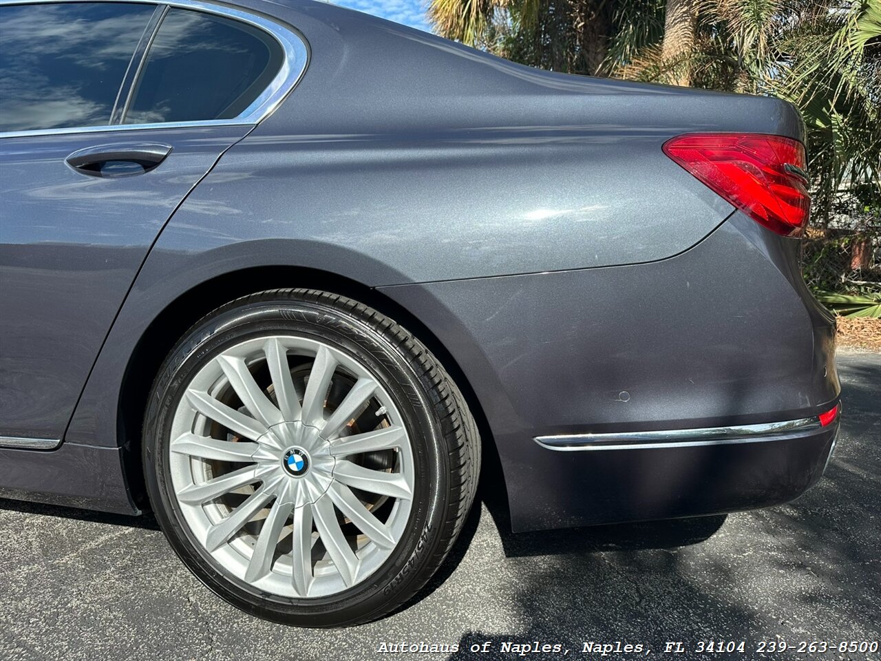 2016 BMW 740i   - Photo 11 - Naples, FL 34104