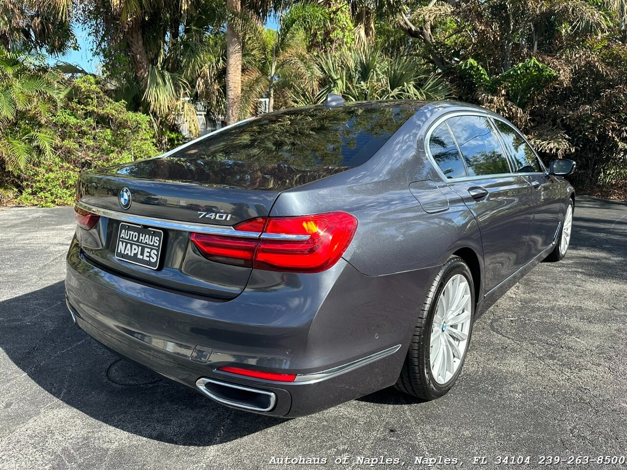 2016 BMW 740i   - Photo 14 - Naples, FL 34104