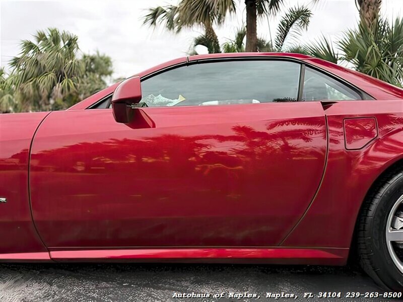 2004 Cadillac XLR   - Photo 10 - Naples, FL 34104