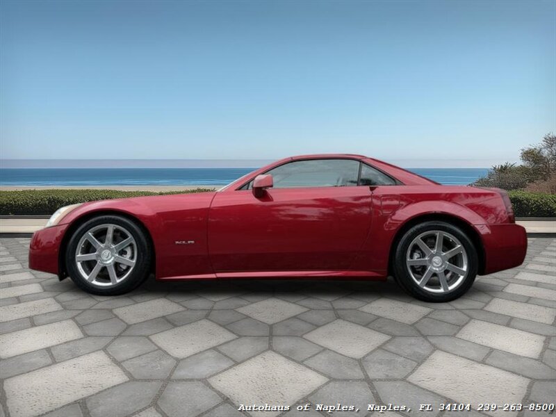 2004 Cadillac XLR   - Photo 5 - Naples, FL 34104