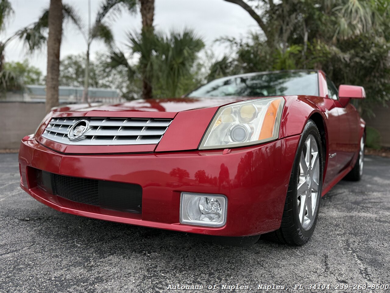 2004 Cadillac XLR - Photo 8 - Naples, FL 34104