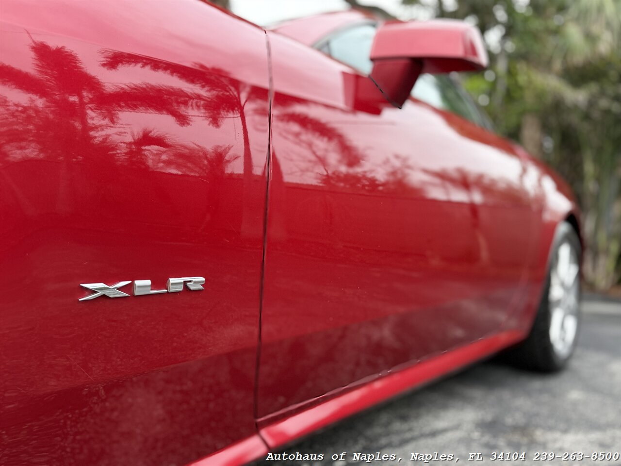 2004 Cadillac XLR - Photo 13 - Naples, FL 34104