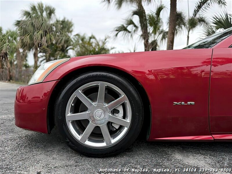 2004 Cadillac XLR   - Photo 9 - Naples, FL 34104