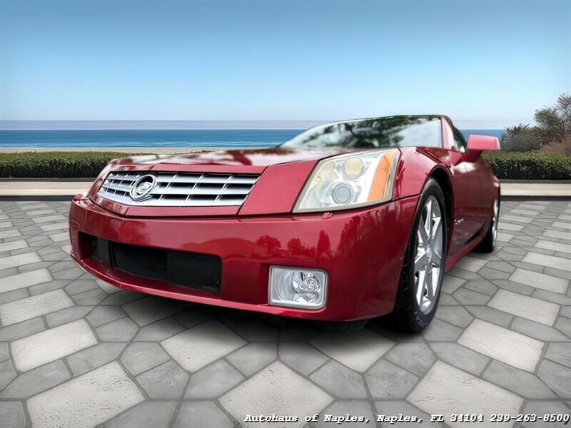 2004 Cadillac XLR   - Photo 8 - Naples, FL 34104