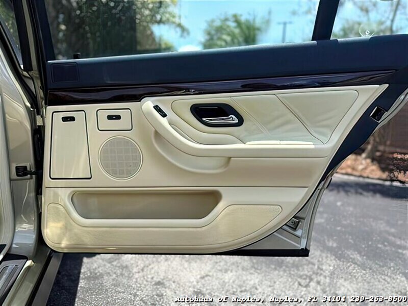 2000 BMW 740iL   - Photo 49 - Naples, FL 34104
