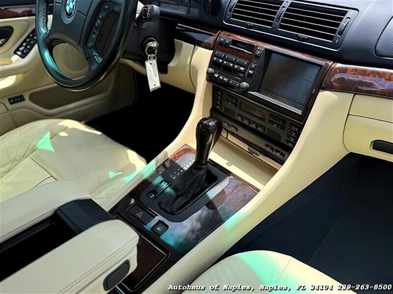 2000 BMW 740iL   - Photo 51 - Naples, FL 34104