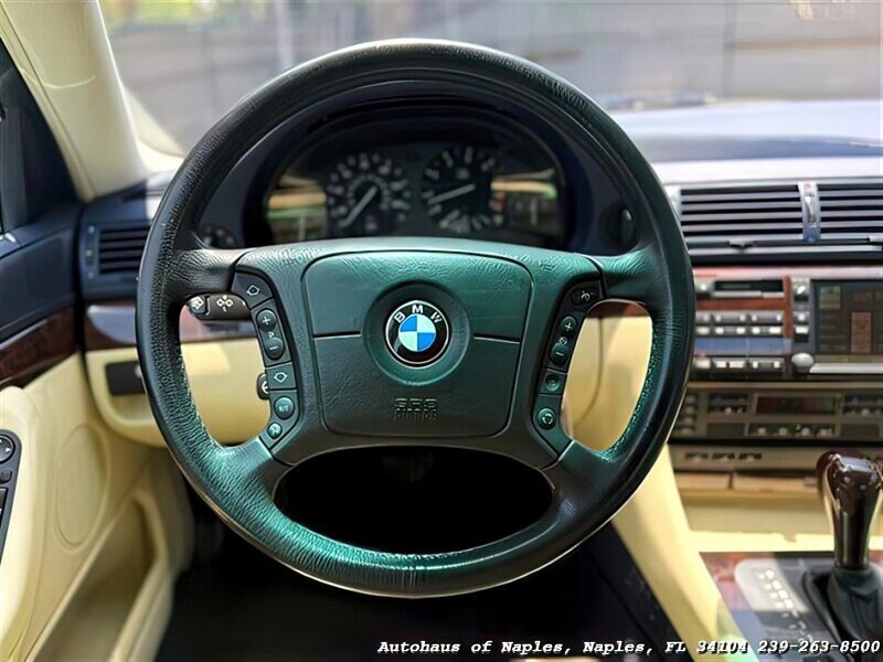 2000 BMW 740iL   - Photo 30 - Naples, FL 34104