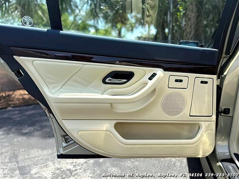 2000 BMW 740iL   - Photo 48 - Naples, FL 34104