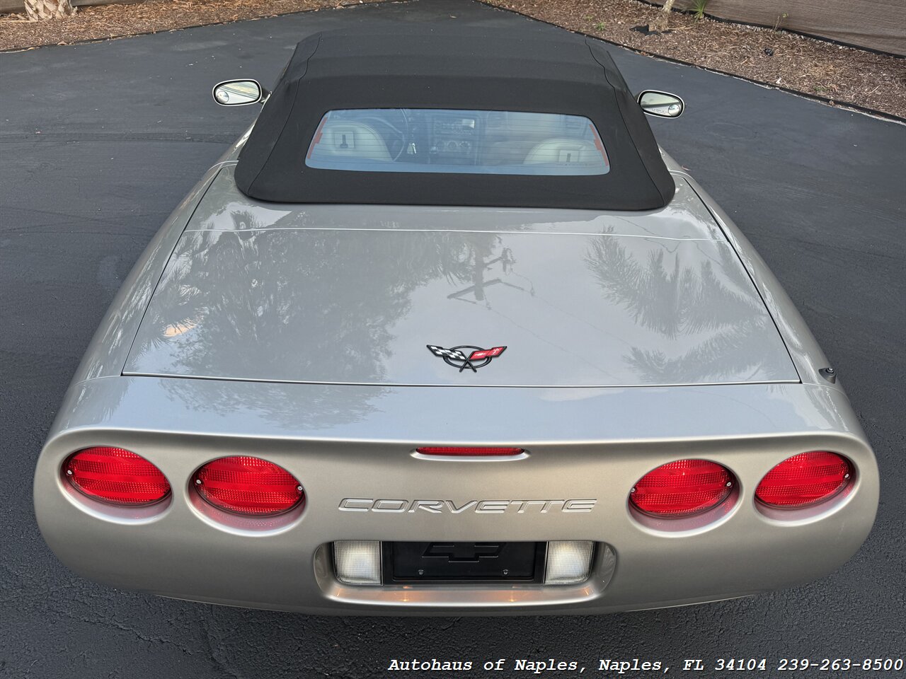 2000 Chevrolet Corvette   - Photo 19 - Naples, FL 34104
