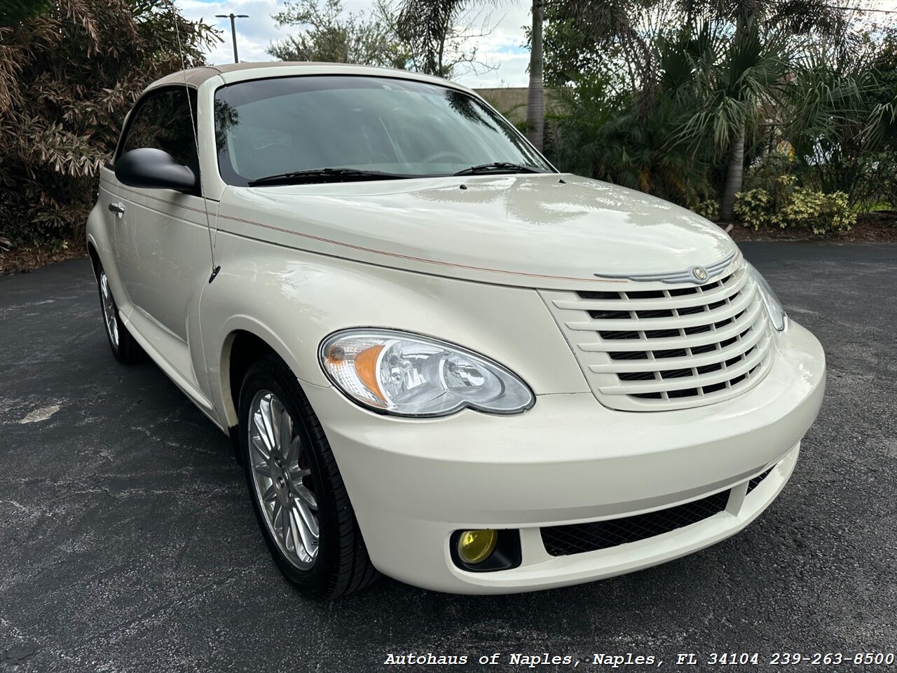 2008 Chrysler PT Cruiser Convertible   - Photo 1 - Naples, FL 34104