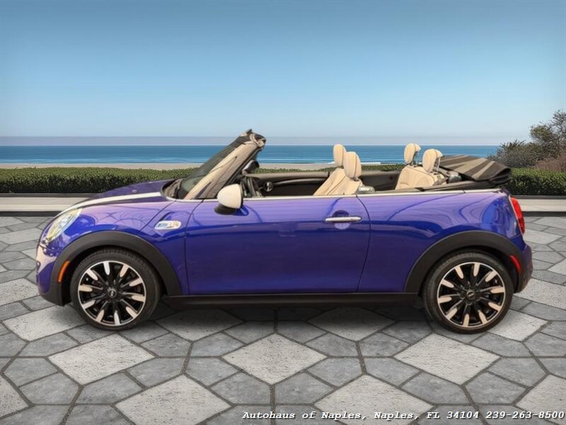 2019 MINI Convertible Cooper S   - Photo 2 - Naples, FL 34104