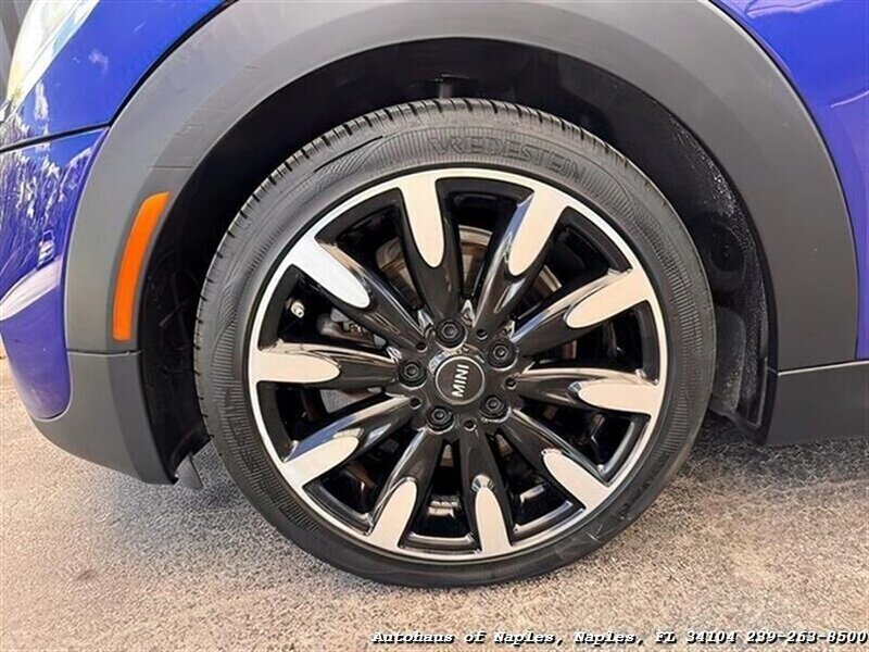 2019 MINI Convertible Cooper S - Photo 16 - Naples, FL 34104