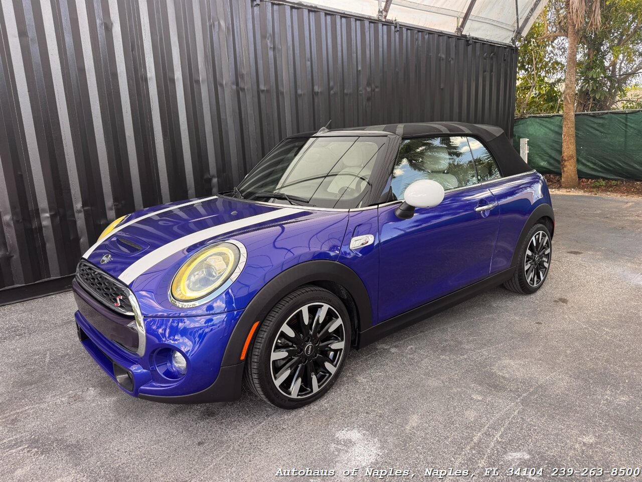 2019 MINI Convertible Cooper S   - Photo 4 - Naples, FL 34104