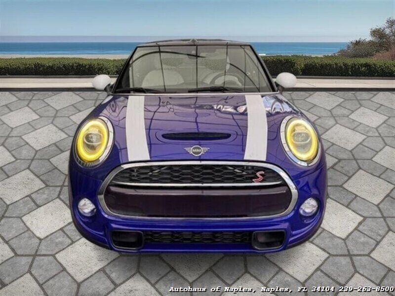 2019 MINI Convertible Cooper S - Photo 5 - Naples, FL 34104