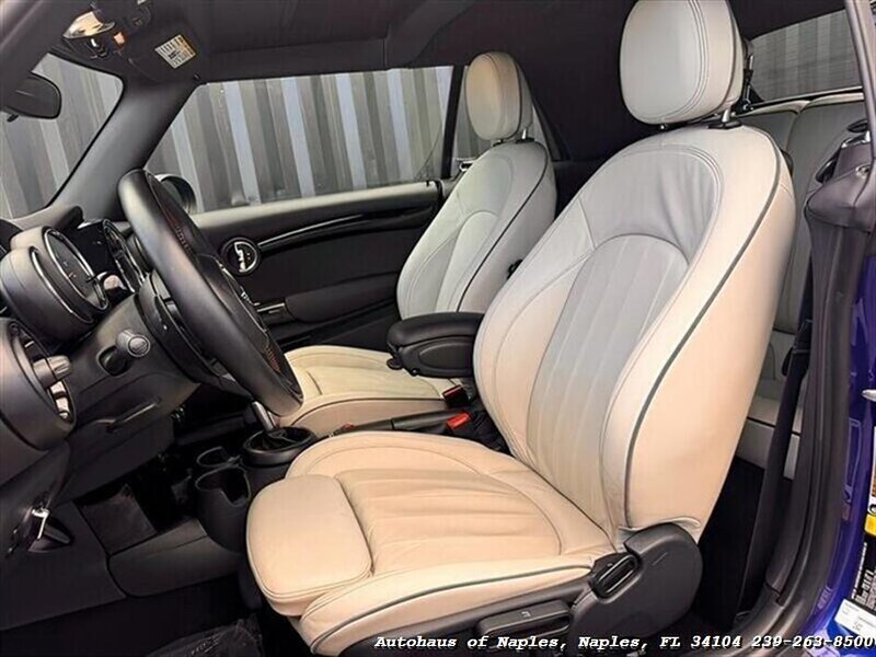 2019 MINI Convertible Cooper S - Photo 10 - Naples, FL 34104