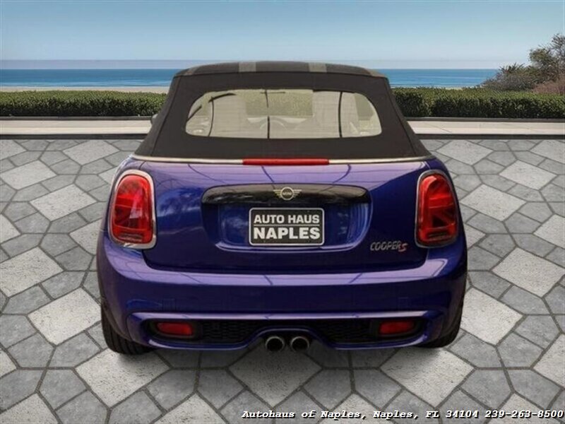 2019 MINI Convertible Cooper S - Photo 6 - Naples, FL 34104